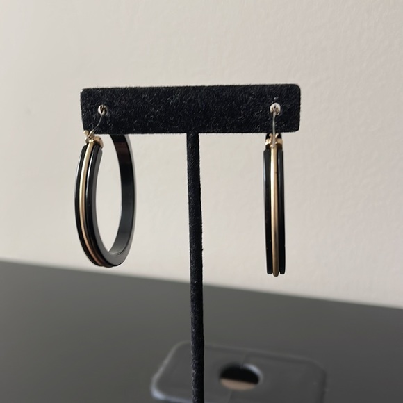 Area hoop earrings - Picture 4 of 7